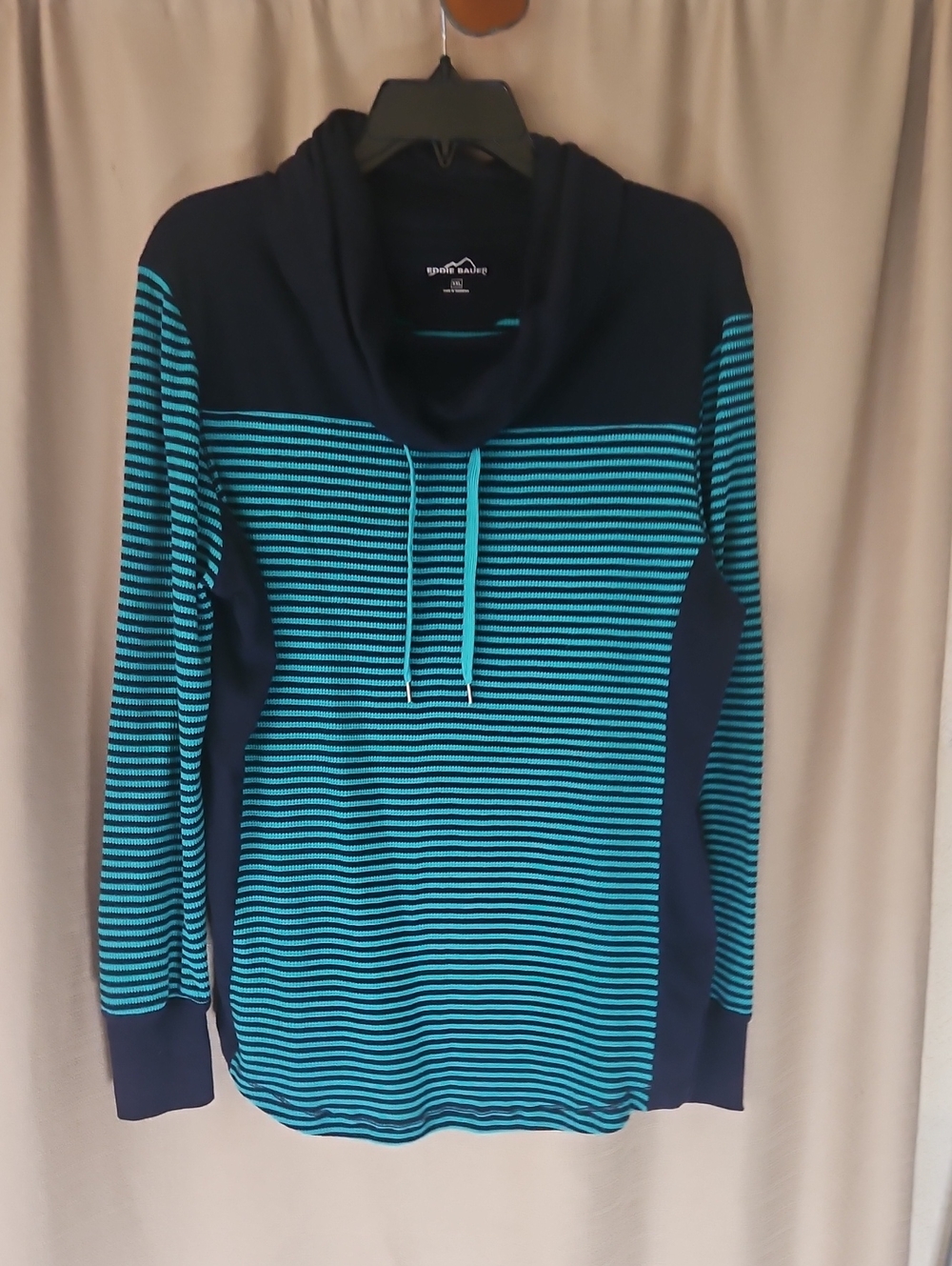 EUC Eddie Bauer Top
